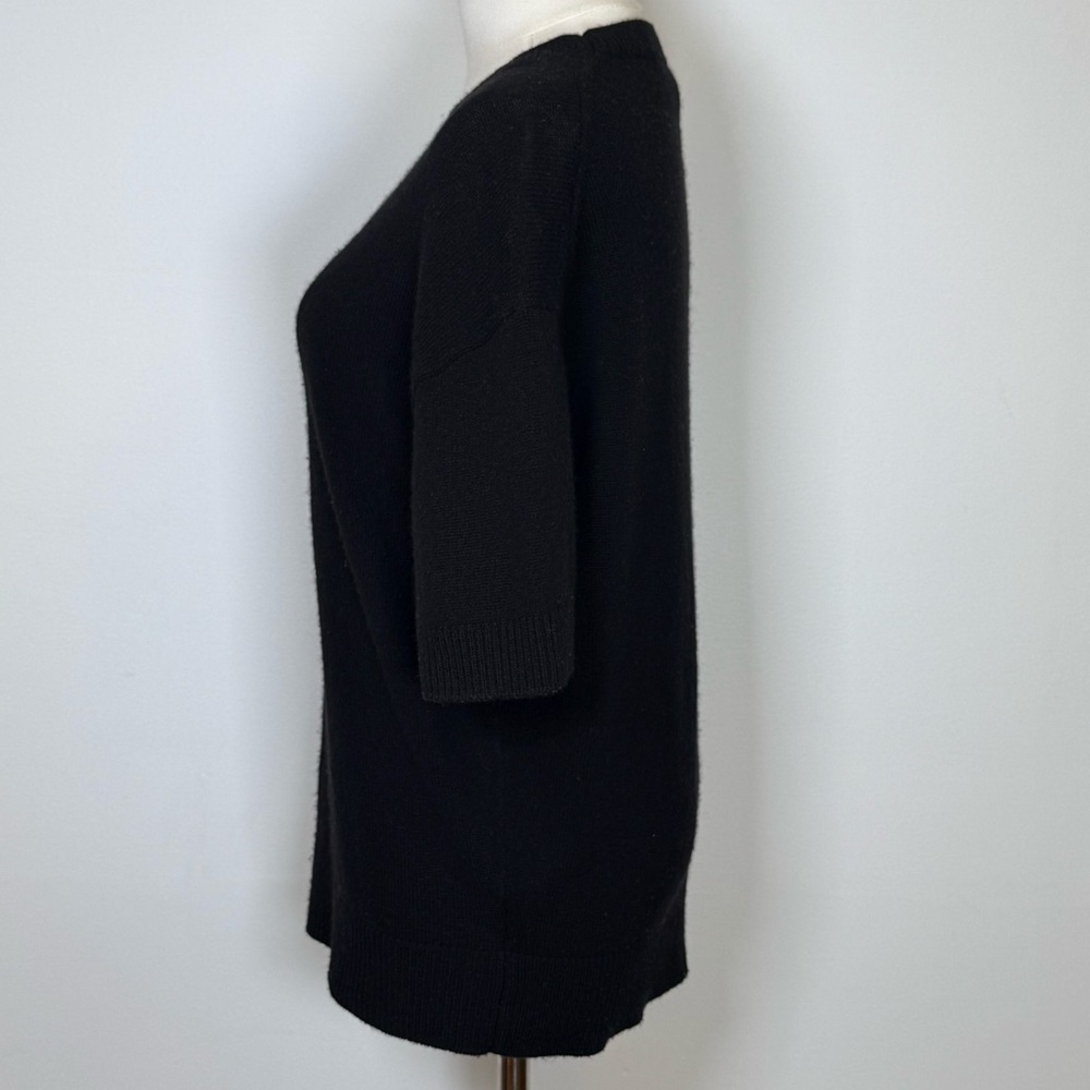 Theory Black Cashmere Short Sleeve Crewneck Sweater Women’s Size Small Soft Cozy - Picture 4 of 8